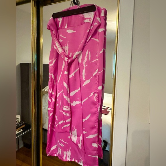 Gorgeous Vici Wrap Skirt - Picture 2 of 11